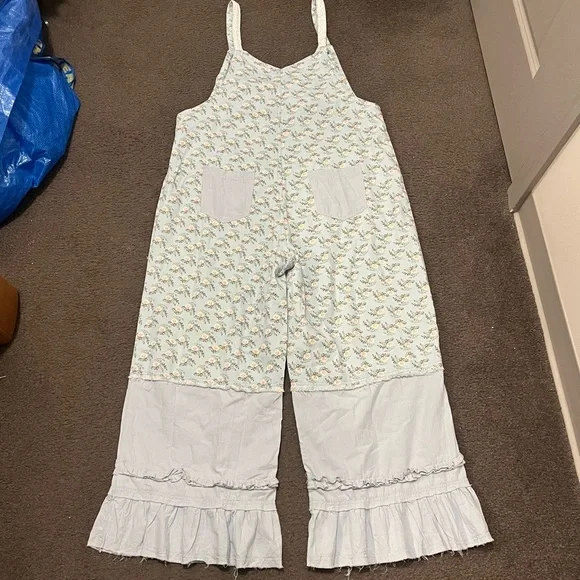 POL Cottage Floral Overalls Jumpsuit